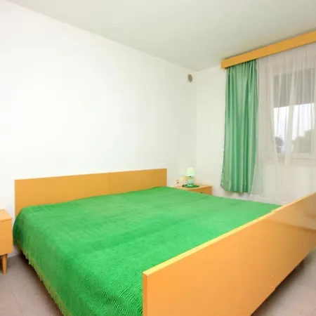 Prigradica 9141b * Blato